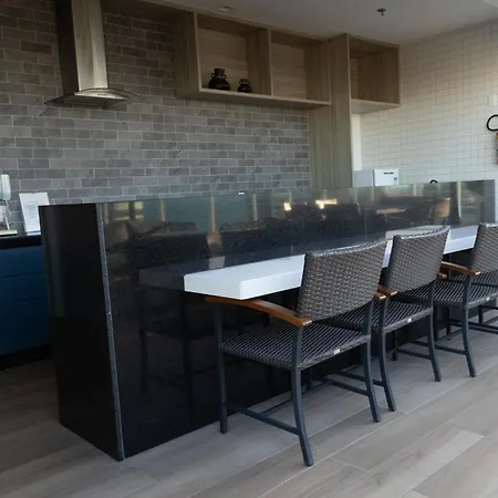 Apto No Cond Infinity 600 Lindo Vista Mar Confortavel Novo, Andar Alto Meirelles Apartamento *